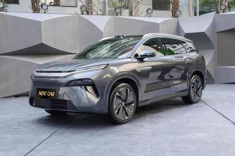 BYD Tang L EV LiDAR Flagship Version