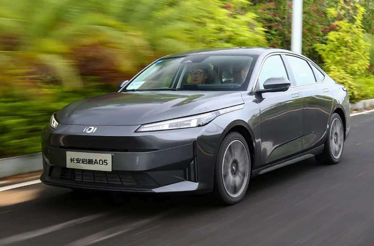 Changan Qiyuan A05 145 Leading